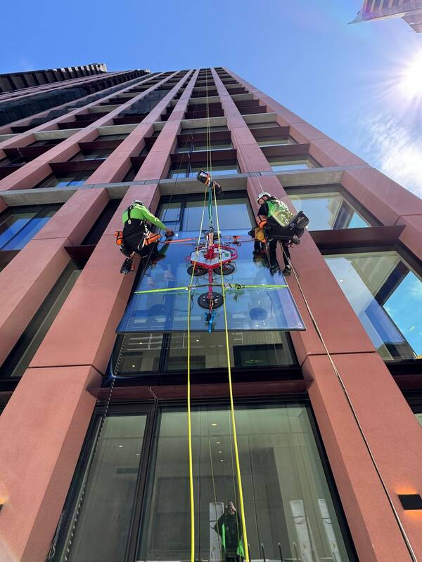 Rope Access Glazing — CBD Tower — Sydney CBD, NSW